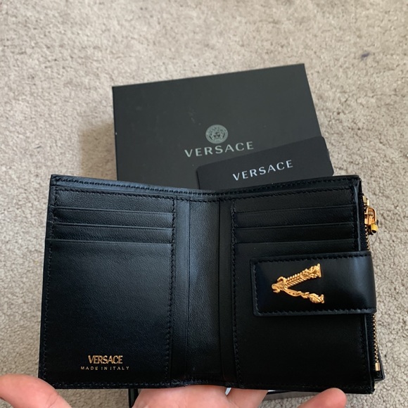 Versace Borocco Print Wallet - Picture 4 of 7